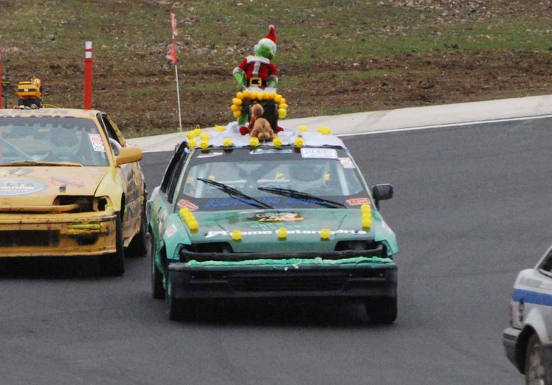 Illustration for article titled The Top 100 Lemons Of The 24 Hours Of LeMons Arse Freeze-A-Palooza